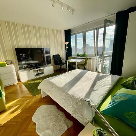 Super Apartament Green Rondo Onz Metro Nowe Wifi 300 Mb/S Aircondition Netflix Spotify Warsaw Luaran gambar